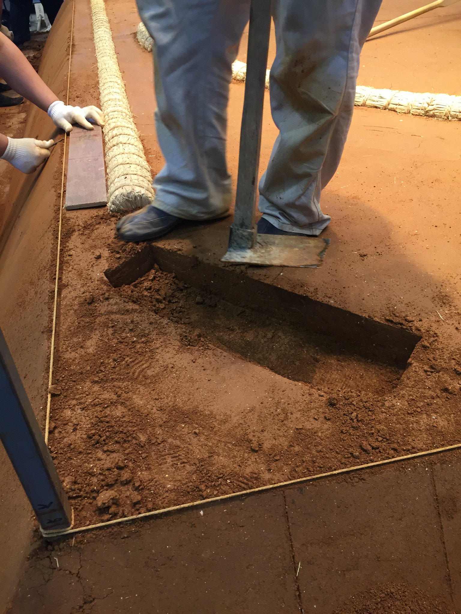 DD9F9EAUMAAUQb1.jpg:large