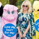 Pamela Anderson Is Opening a Restaurant in France Next Month Pamela Anderson Is Opening a Restaurant in France Next Month