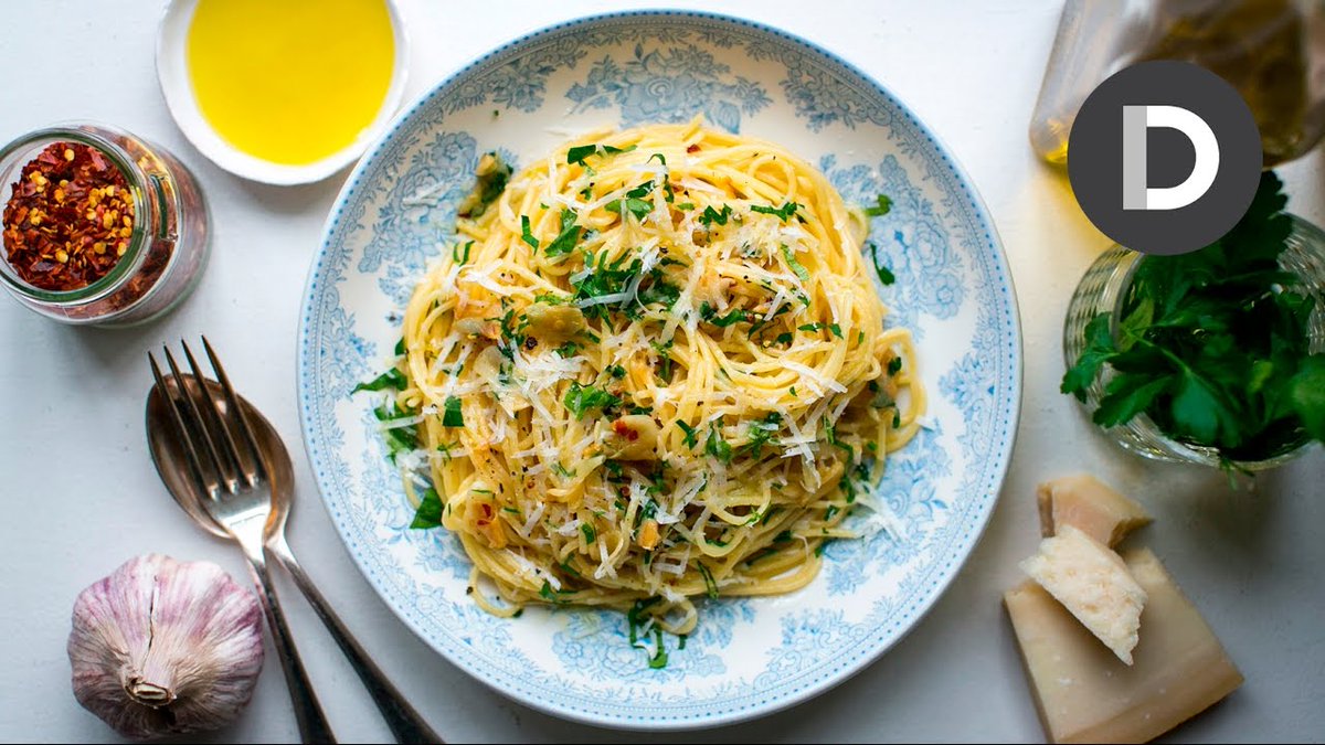 https://t.co/L4b3hxMbLl - Spaghetti Aglio E Olio: 5 Ingredient Pasta Recipe! https://t.co/XEEwwIbxz3