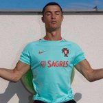 رونالدو يفكر.. فهل يبقى في ريال مدريد؟ رونالدو يفكر.. فهل يبقى في ريال مدريد؟