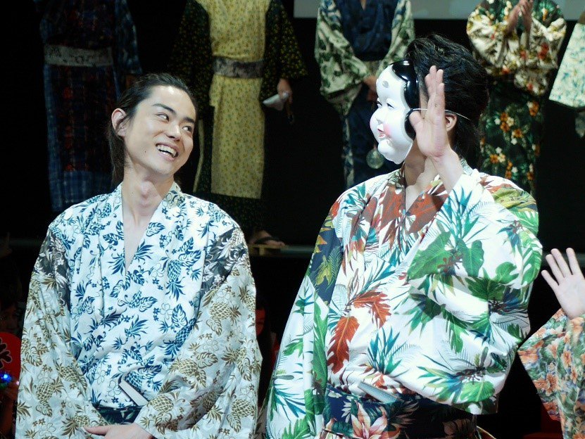 小栗旬・菅田将暉・吉沢亮・岡田将生ら豪華キャストが浴衣で勢ぞろい♡ 映画「銀魂」ジャパンプレミア ヨーヨー&浴衣姿の 小栗旬・菅田将暉・吉沢亮・岡田将生ら豪華キャストが浴衣で勢ぞろい♡ 映画「銀魂」ジャパンプレミア ヨーヨー&浴衣姿の