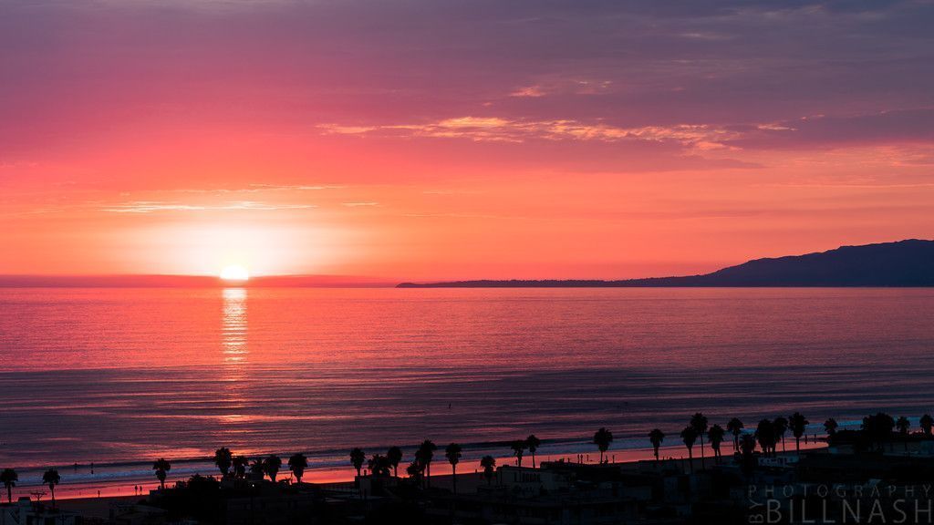 Venice Beach sunset..  https://t.co/9ZofAUvHJr https://t.co/7gBX8ZY67q