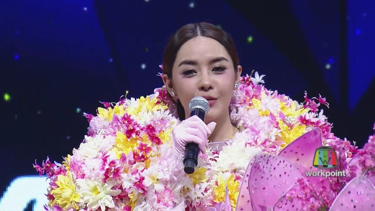 #หน้ากากดอกไม้