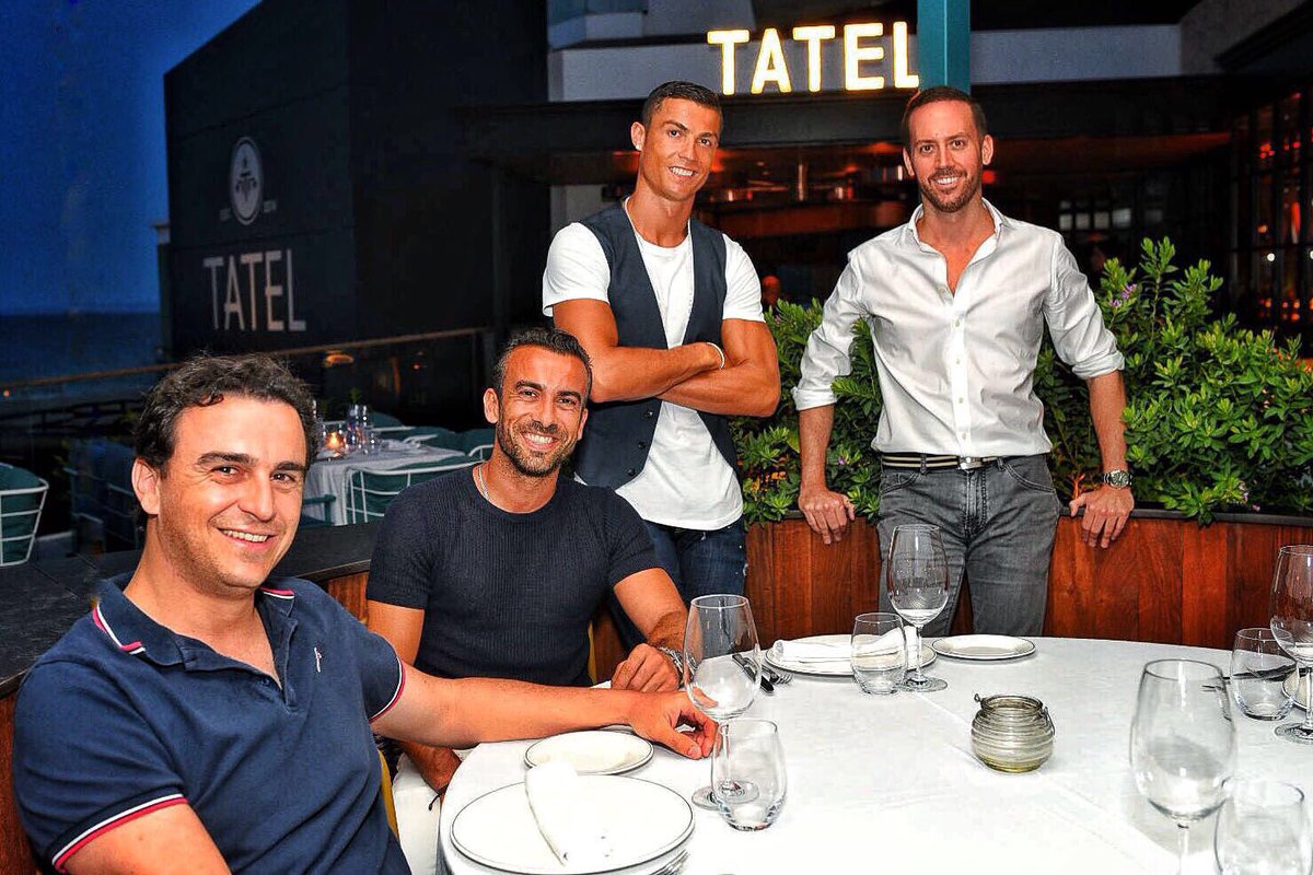 Talking business in my favourite  restaurant #TATELIbiza! Big news coming soon!! https://t.co/cvwpAywUCx