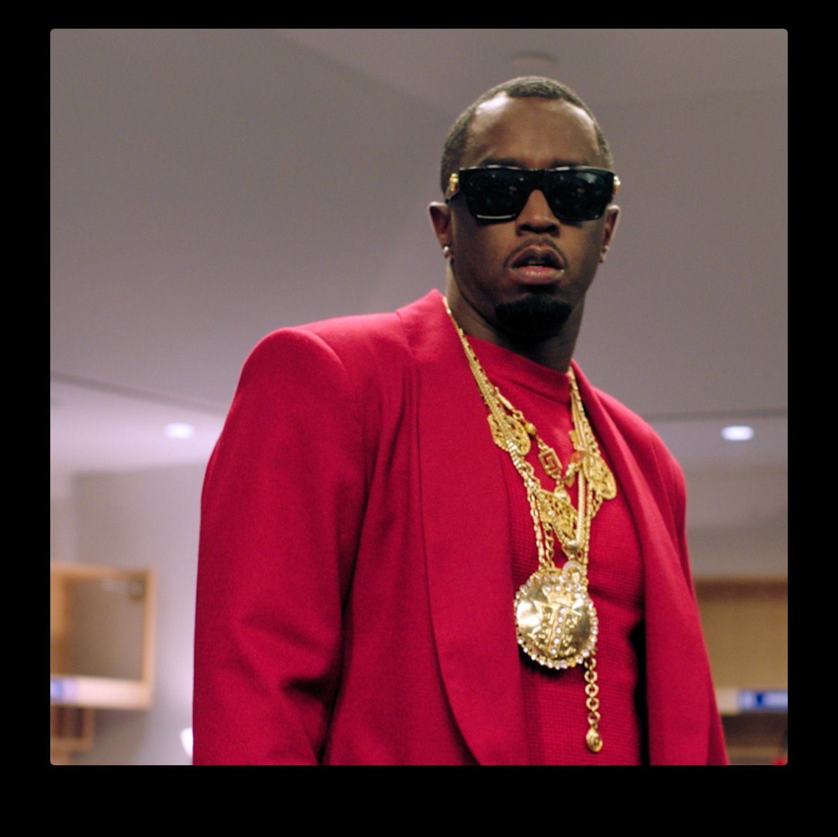 RT @iTunesMovies: This is @Diddy's legendary legacy.
Own #CantStopWontStop now on iTunes.
https://t.co/DKt0CovSpu https://t.co/N38H1WxiDp