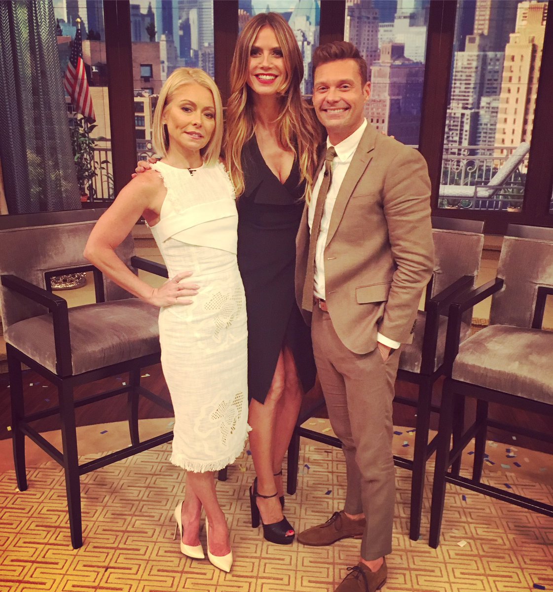 Next stop, @livekellyandryan! So much fun talking @agt and @projectrunway! https://t.co/BaDoWSf973