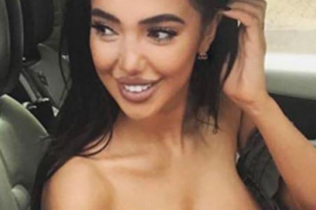 RT @Daily_Star: .@chloekhanxxx shrink wraps privates in undersized see-through lingerie

https://t.co/53Xn7gB20M https://t.co/yj0437ZF6o