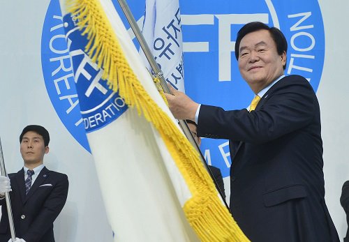 김경재