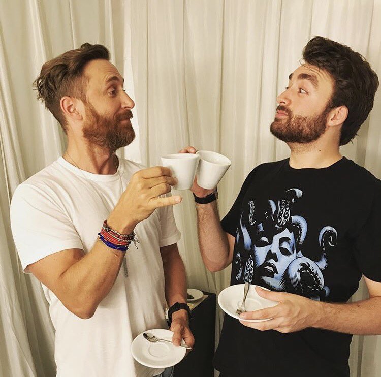 RT @OliverHeldens: Tea-riffic times with @davidguetta in Italy! ????????☕️???????????? https://t.co/n6IlbjbPou