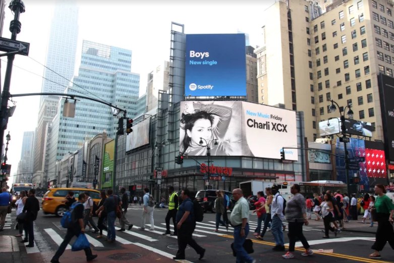 OMG ANGELS! if ur in New York check out this crazy xcx billboard!!!! Shout out @spotify this is amazing! #xcxboys ????✨ https://t.co/BHpTnmlggl