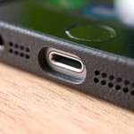 Newly-patented feature would allow iPhone users to secretly call 911 Newly-patented feature would allow iPhone users to secretly call 911