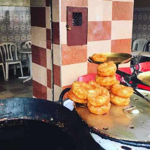 Donut (cracky fried dough) Scalding hot lol but drizzled with orange blossom infused honey. Like why? https://t.co/4ERcqVxaHu