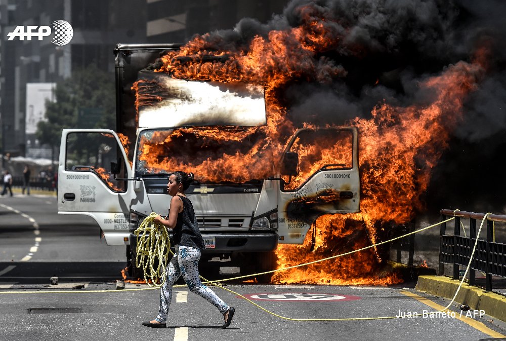 Venezuela crisis: Trump waves a stick but sanctions could backfire
