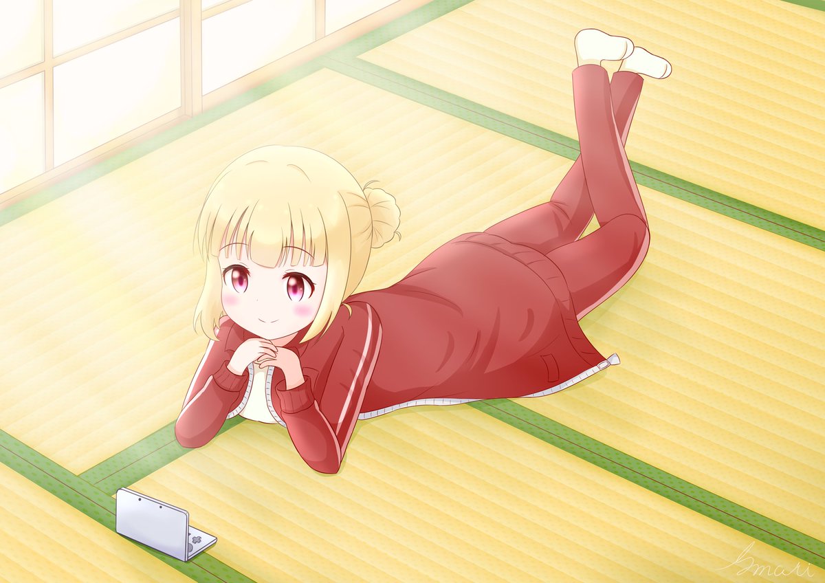 お題箱より、『家でくつろいでゲームをしてるニューゲームのゆん先輩』描けましたー家だとだらしないゆん先輩もいいよね#NEW お題箱より、『家でくつろいでゲームをしてるニューゲームのゆん先輩』描けましたー家だとだらしないゆん先輩もいいよね#NEW