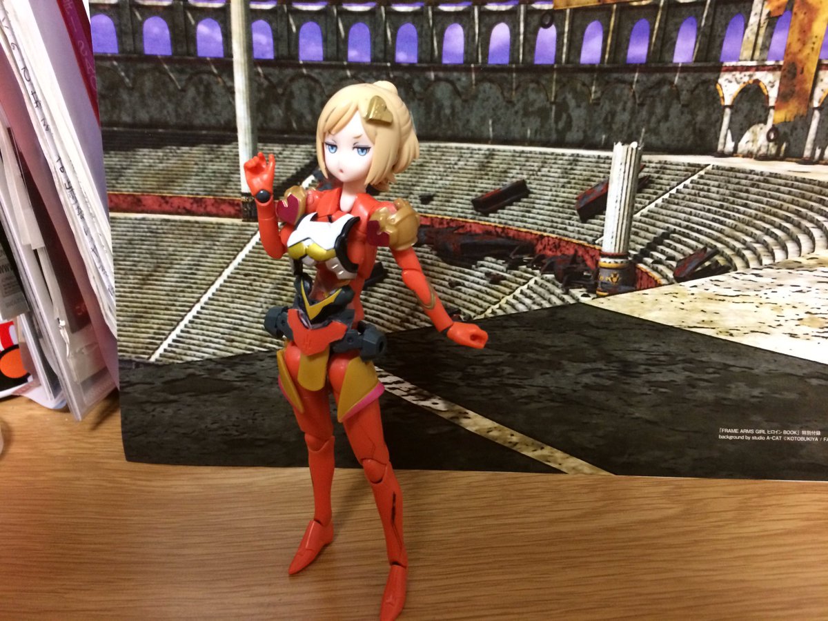 #メガミデバイス「ホーネット・ッP」ヴァルヴレイヴから一時的に離脱し、擬似の両手脚を換装した姿。実際、そのせいでチビだと #メガミデバイス「ホーネット・ッP」ヴァルヴレイヴから一時的に離脱し、擬似の両手脚を換装した姿。実際、そのせいでチビだと