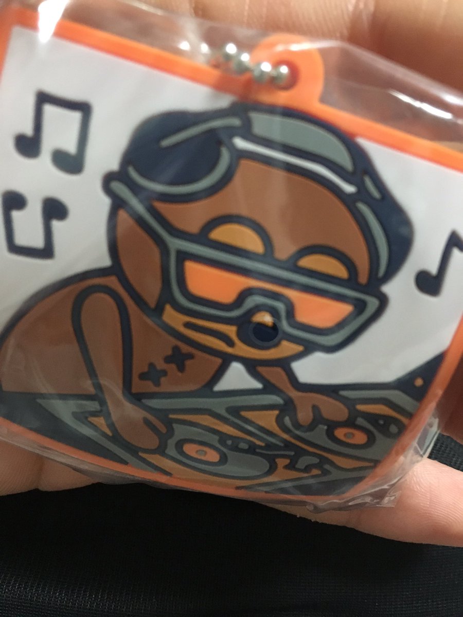 大好きなゲーム、パラッパラッパーのガチャガチャあったからしたらPJベリーでた!かわい〜い😂 大好きなゲーム、パラッパラッパーのガチャガチャあったからしたらPJベリーでた!かわい〜い😂