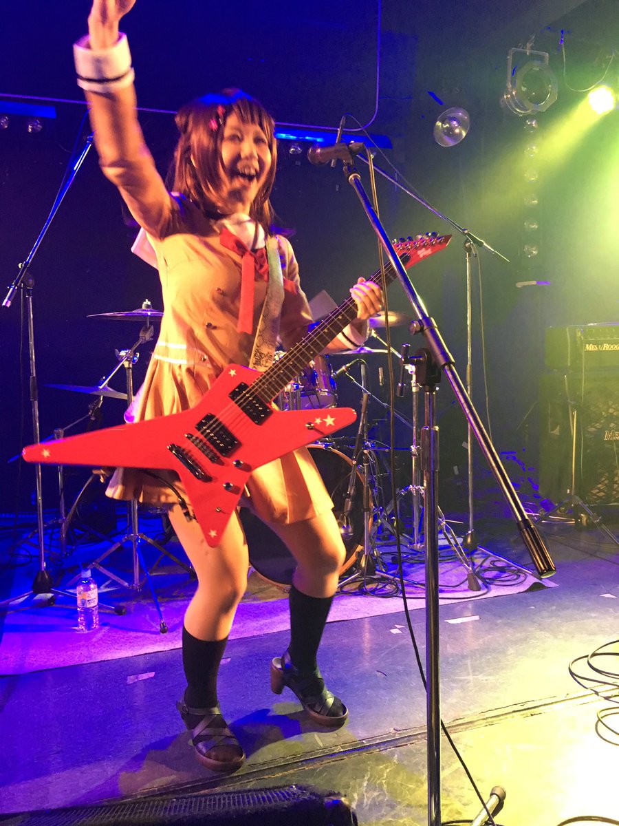 AiNCrADさんー!とにかく可愛いボーカルとキーボード。そしてカイジなギターと、NARUTOなドラム&ベースでした。# AiNCrADさんー!とにかく可愛いボーカルとキーボード。そしてカイジなギターと、NARUTOなドラム&ベースでした。#