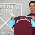 "Chicharito" Hernández fue oficializado como nuevo refuerzo de West Ham United "Chicharito" Hernández fue oficializado como nuevo refuerzo de West Ham United