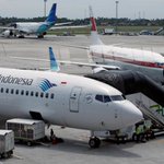 Indonesia's air traffic controllers warn of collision risks as flight volume rises Indonesia's air traffic controllers warn of collision risks as flight volume rises