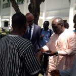 Les représentants des sociétés civiles sénégalaise et burkinabé chez Khalifa Gassama Diaby Les représentants des sociétés civiles sénégalaise et burkinabé chez Khalifa Gassama Diaby