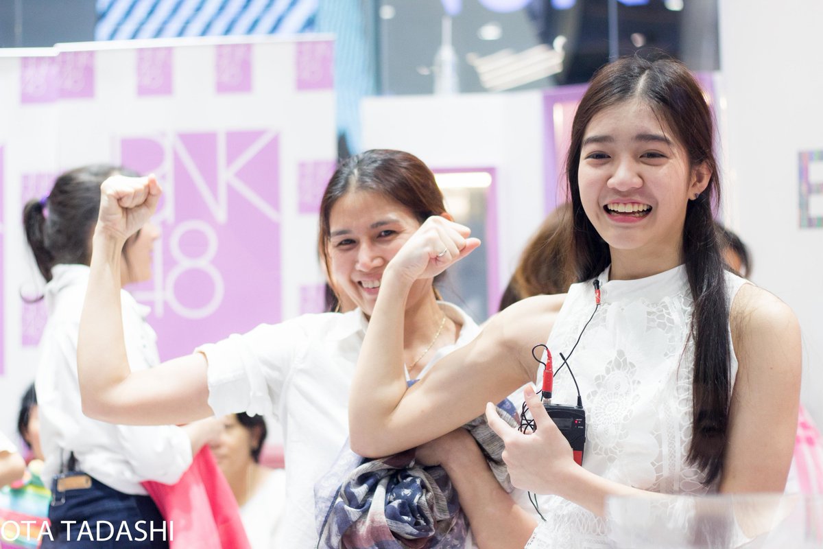 #BNK48