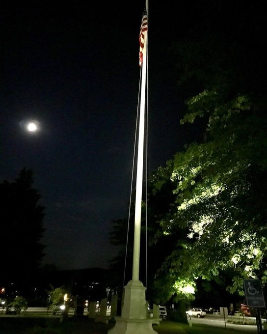 #flagpoles #Veterans #hospitals @Vestal, NY near #Binghamton Night light tour flagpole and fly your #flag higher t… https://t.co/JaW1x7pKks https://t.co/kKlupZV8lD