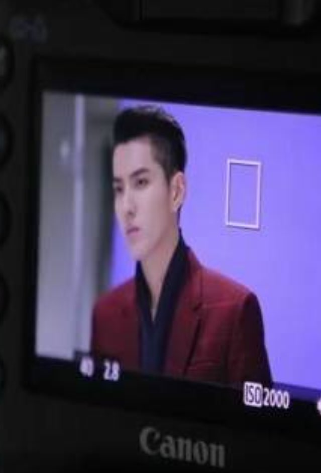 #KrisWu