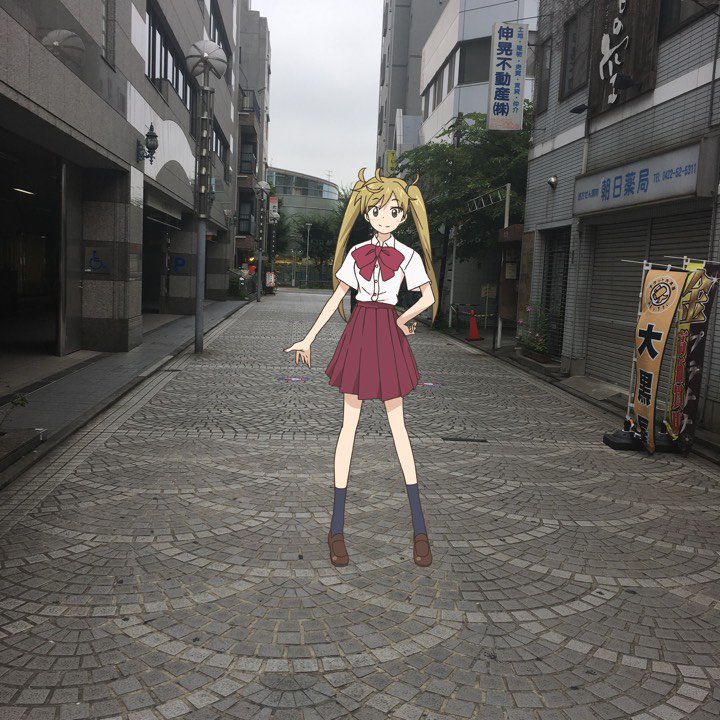 人が多くて通りにカメラは向けられない。 #甘々と稲妻 #butaimeguri 人が多くて通りにカメラは向けられない。 #甘々と稲妻 #butaimeguri