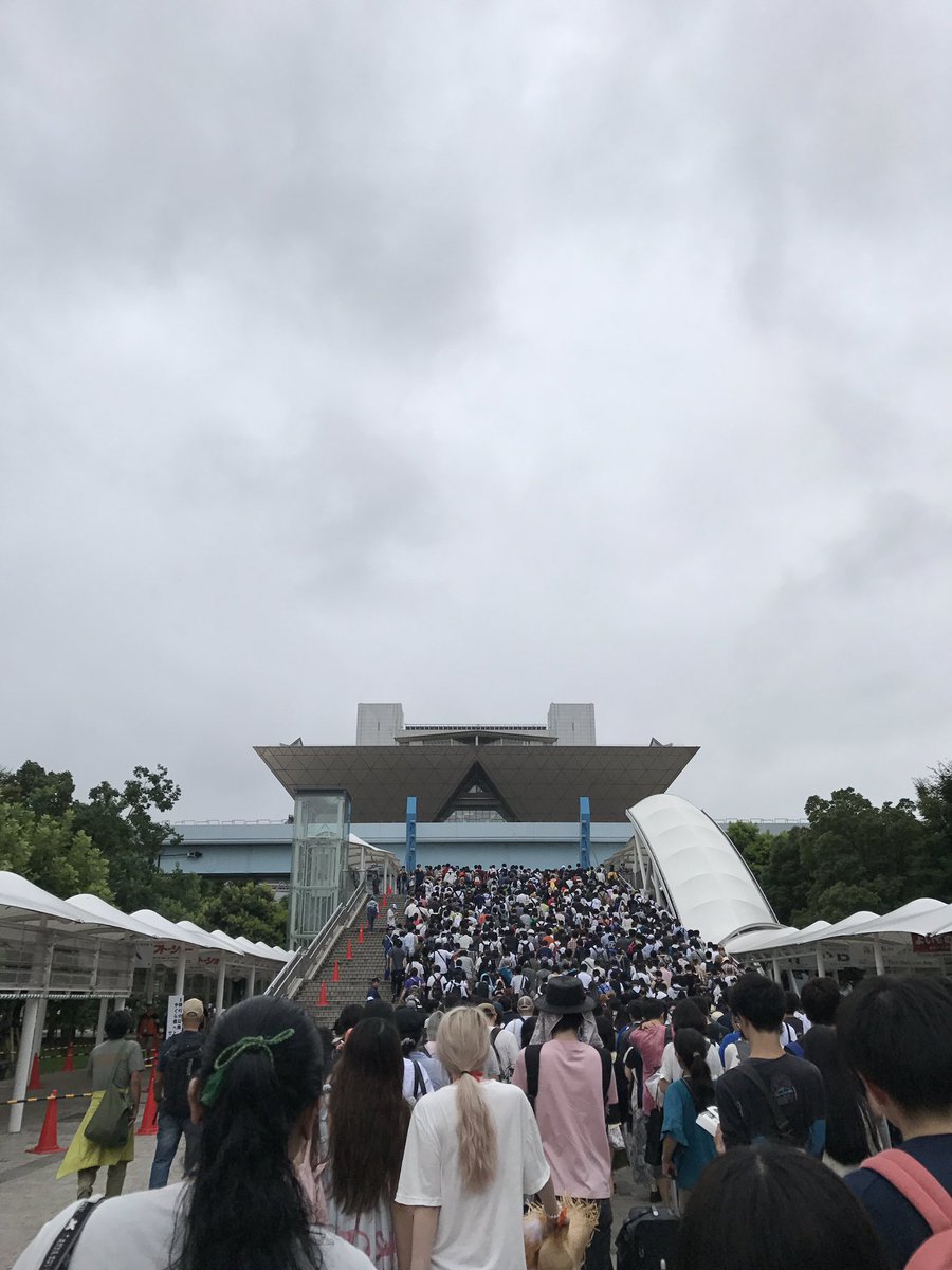 やっと入れそうだぞいっ、今年はディーふらぐ!で行くのだ!去年はsithu ayeやったな〜 やっと入れそうだぞいっ、今年はディーふらぐ!で行くのだ!去年はsithu ayeやったな〜