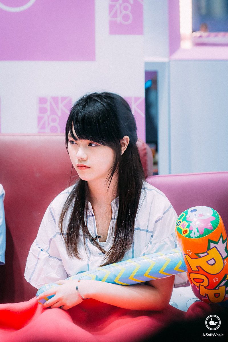 #BNK48
