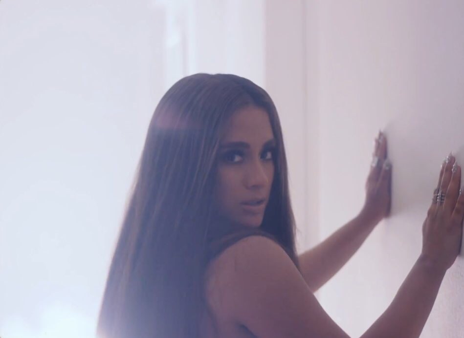 #AngelVideo
