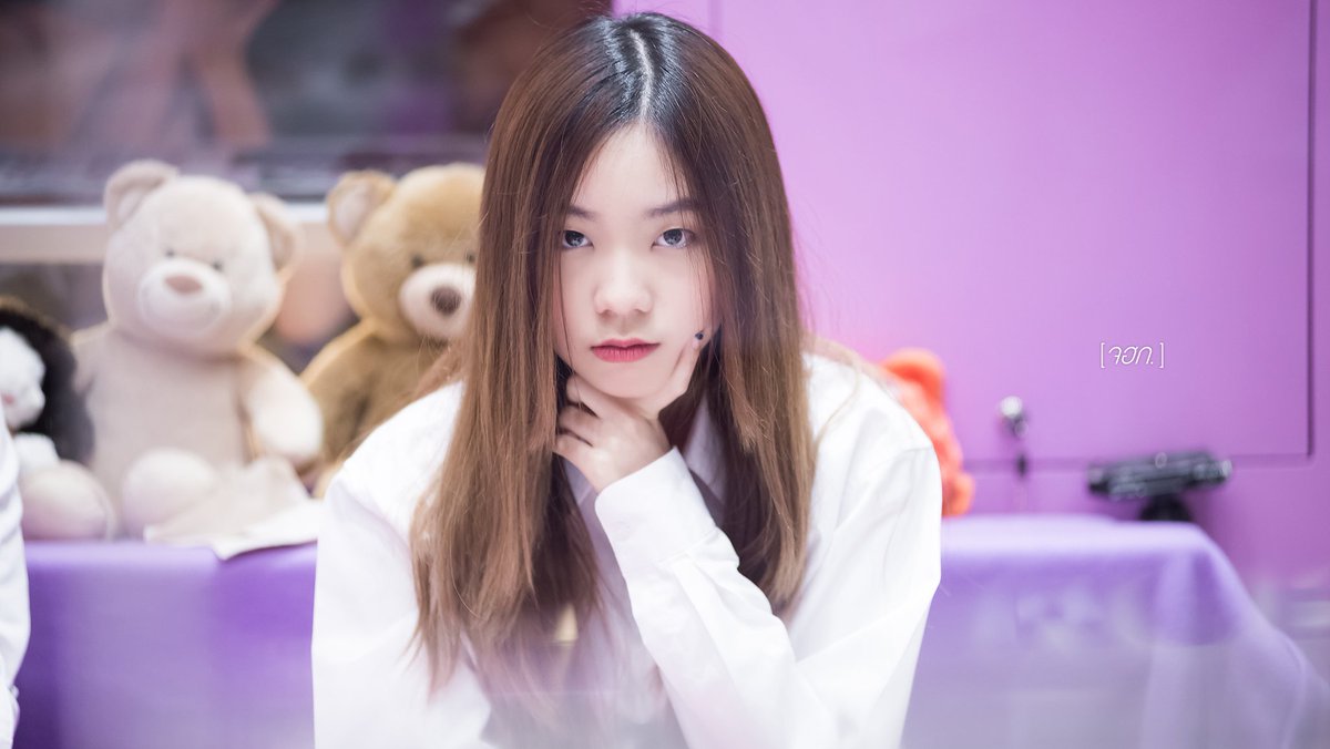 #BNK48