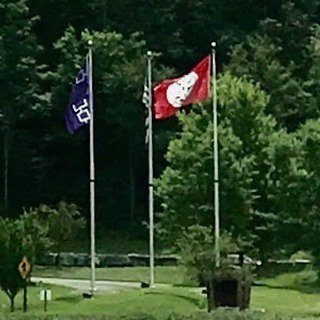 @Salamanca NY #Flag Displays with multiple custom flags flanking the #USFlag https://t.co/KRdJSLWAam https://t.co/DcxbCaktIK