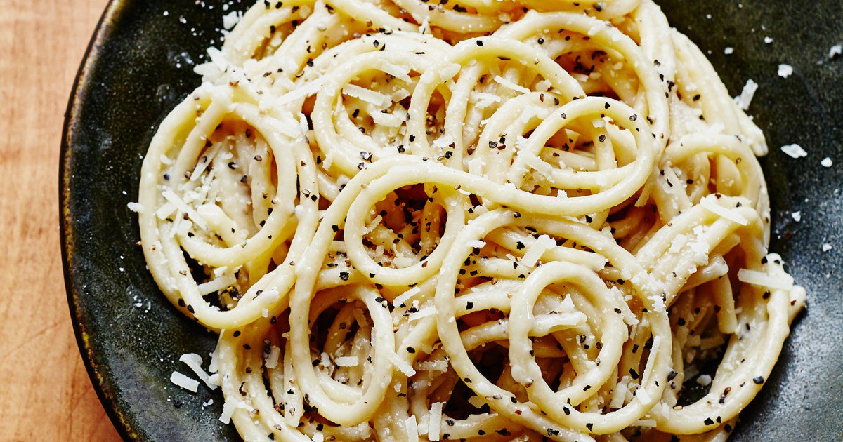 These 5-ingredient recipes are proof that less is more. https://t.co/YtMGdUJykf https://t.co/BScnttoBhz