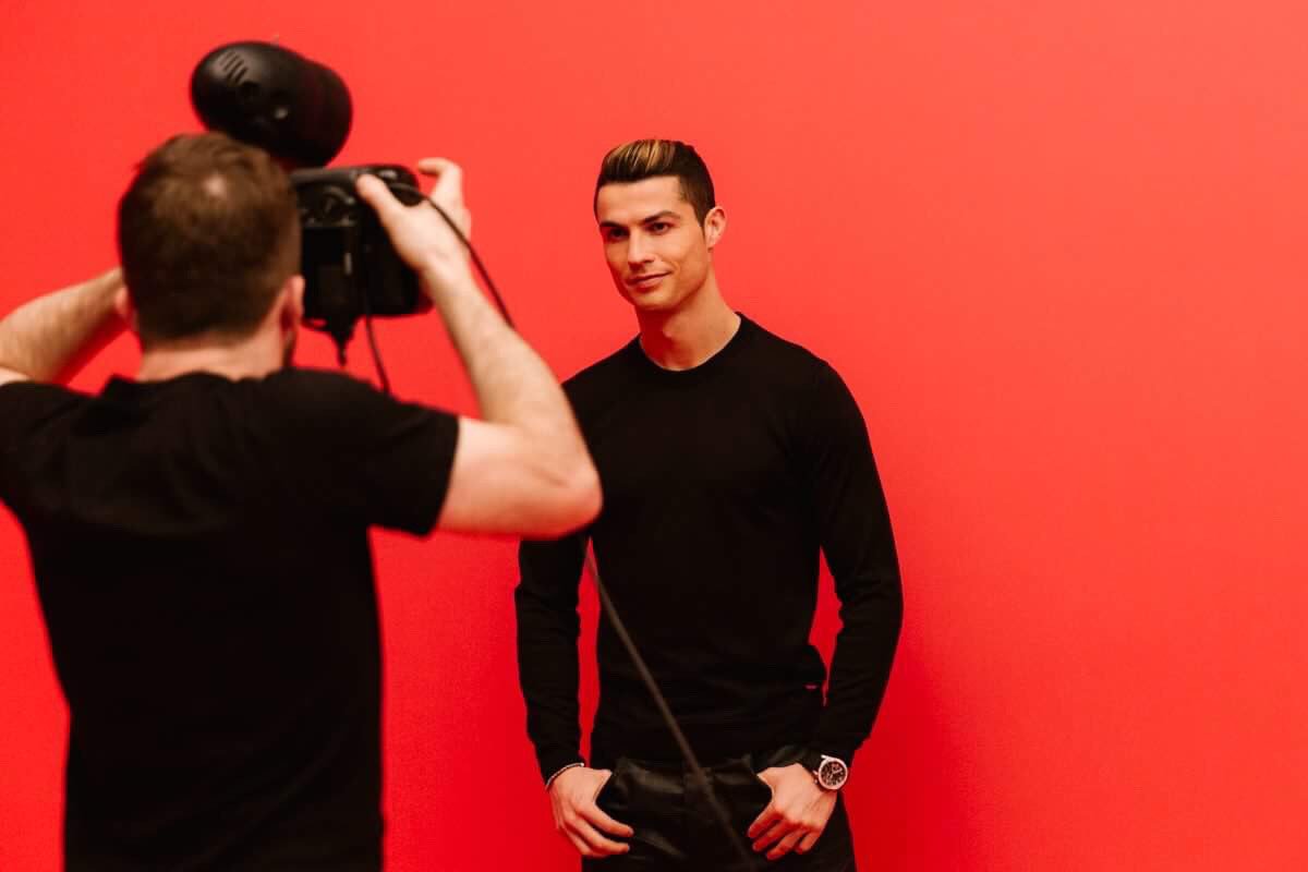 Coming soon! #CR7Fragrance #MyFragranceYourGame ???????????????? https://t.co/wVlHjFhbFm