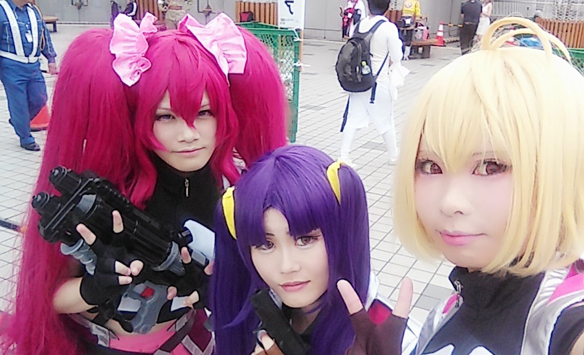 エントランスなう!C92夏コミ2日目はクロスアンジュ併せ!ヒルダとサリアと現在三人!クリスも来るよ♪ヽ(´▽`)/#クロ エントランスなう!C92夏コミ2日目はクロスアンジュ併せ!ヒルダとサリアと現在三人!クリスも来るよ♪ヽ(´▽`)/#クロ