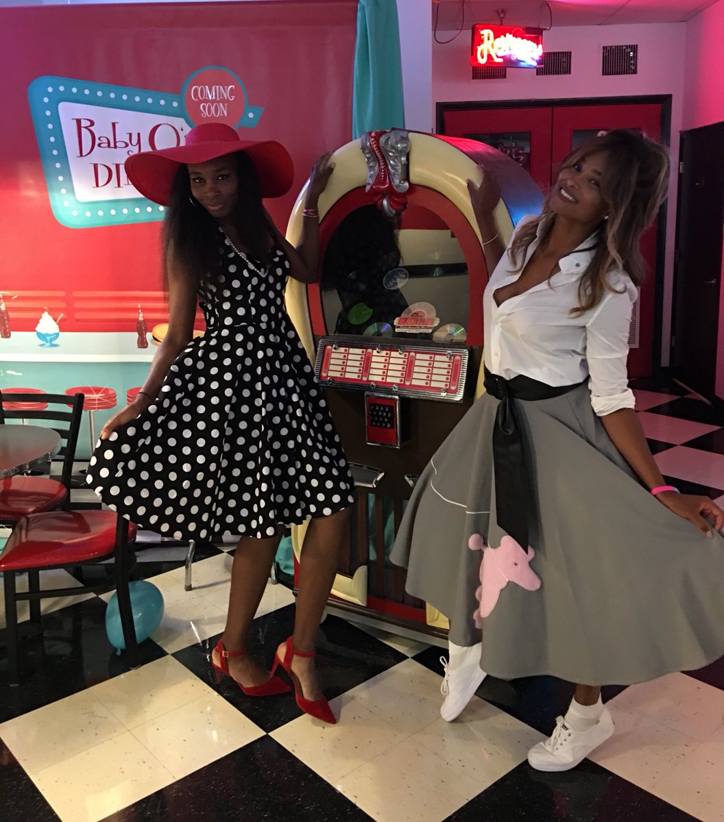 Me and @VenusWilliams At The Baby O Diner ????????????
#ShakeRattleRoll2017 https://t.co/TywQrr6Dtk