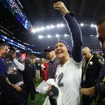 Tom Brady's Mom, Galynn, Receives Super Bowl 51 Ring from Patriots' Robert Kraft Tom Brady's Mom, Galynn, Receives Super Bowl 51 Ring from Patriots' Robert Kraft