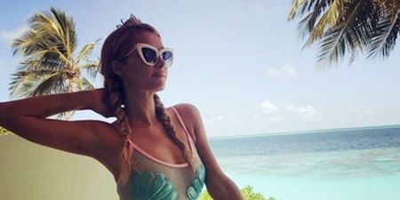 RT @Cosmopolitan: Paris Hilton's Mermaid One-Piece Is What Dreams Are Made Of https://t.co/kw5qpAb0BF https://t.co/DYD9ikhCzE