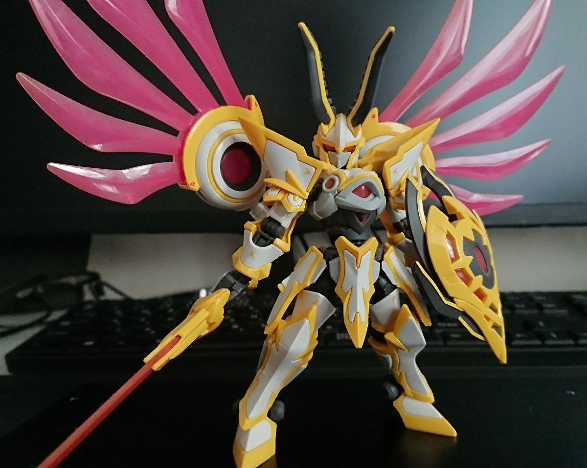 #名前に濁音が混じっていないロボットルシファー部屋見渡して最初目に入ったのがこれだったけどやっぱ格好いいみんなダンボール #名前に濁音が混じっていないロボットルシファー部屋見渡して最初目に入ったのがこれだったけどやっぱ格好いいみんなダンボール