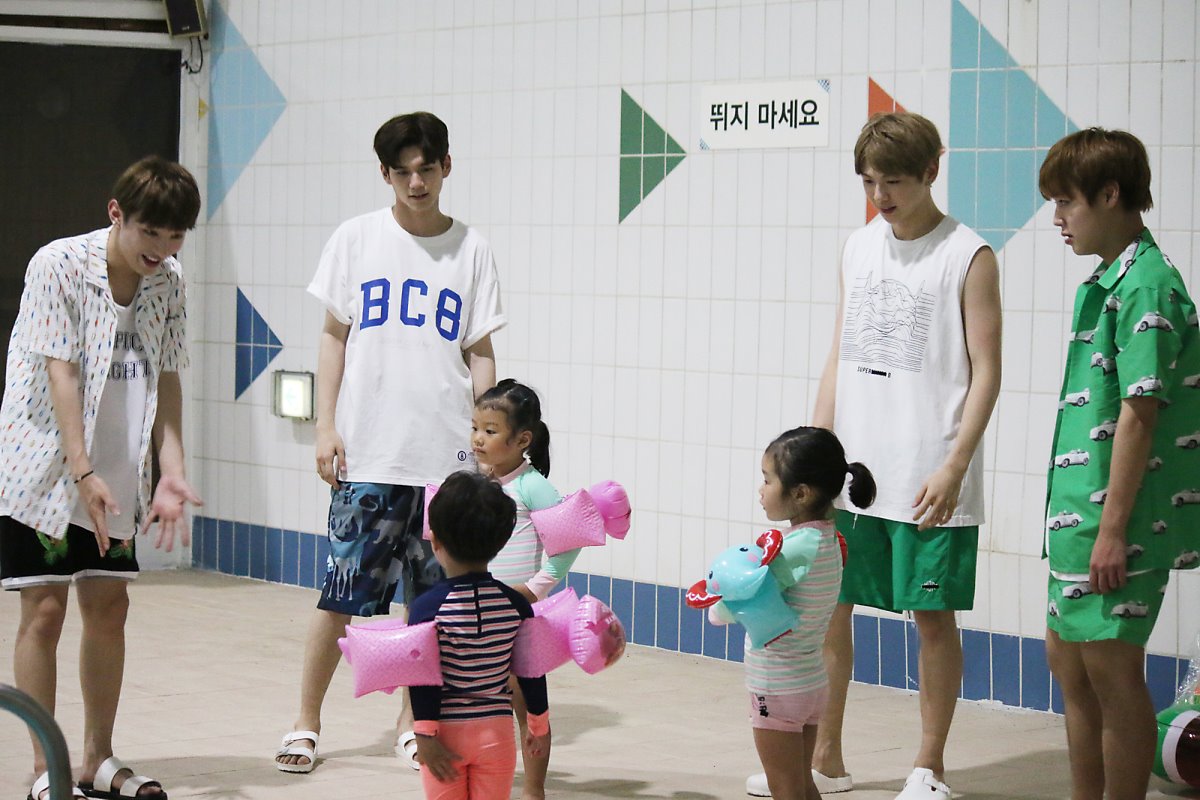 워너원 쇼콘 WANNAONE 강다니엘 포카 박지훈 황민현 twinkleboy_jh