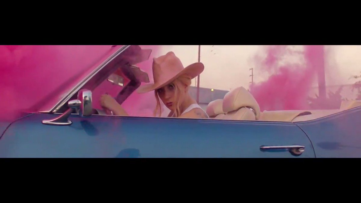 JOANNE WORLD TOUR
Film by Lobster Eye https://t.co/VBsOOG6NX8