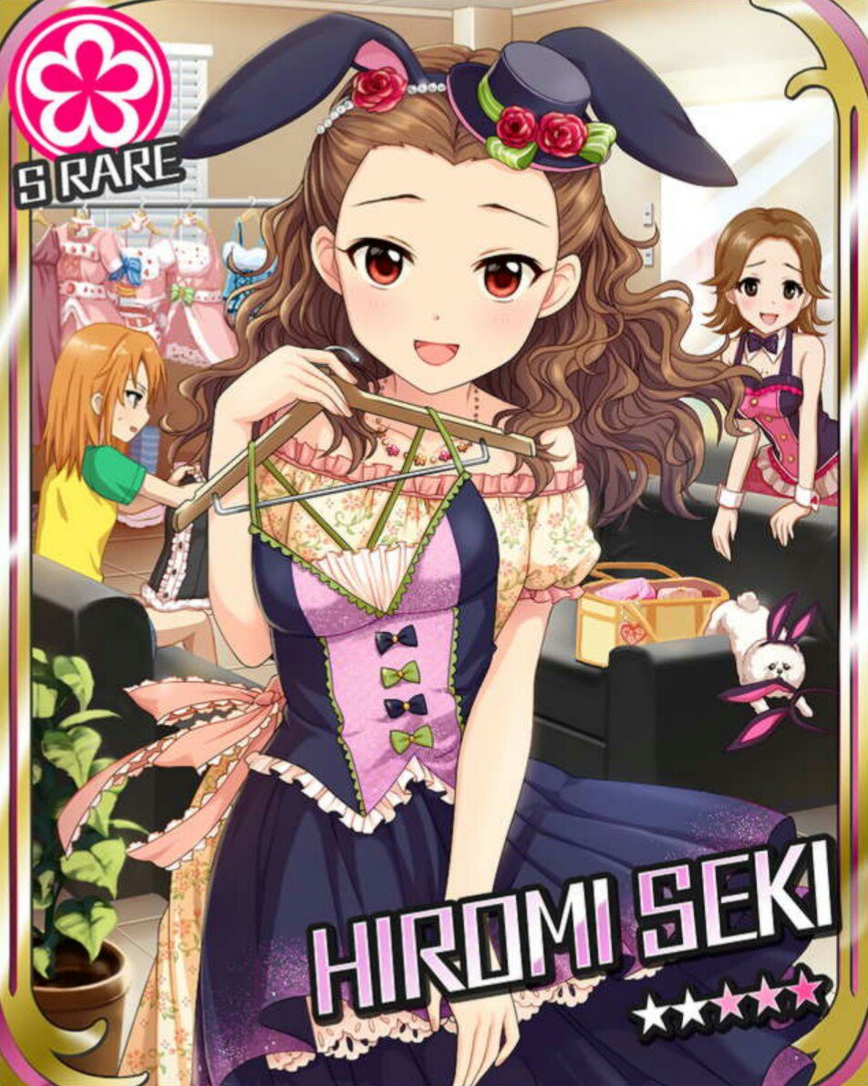 共演者の子と一緒に写る初めてのSレア・フォーチュンバニー関裕美です。手にした衣装の姿は、シンデレラガールズ劇場で少しだけ 共演者の子と一緒に写る初めてのSレア・フォーチュンバニー関裕美です。手にした衣装の姿は、シンデレラガールズ劇場で少しだけ