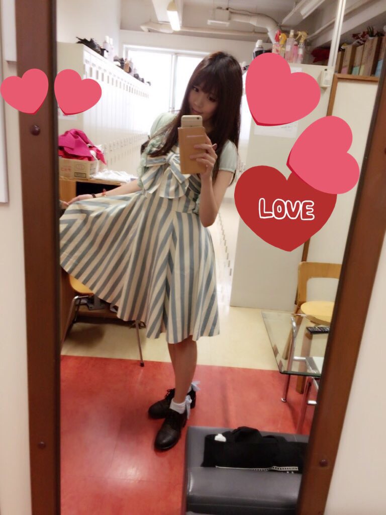 キングEXさんにいるよー次は出るのは18時半からだよー!まどマギのアレに着替えるよー(*´◒`*)今日のワンピお気に入り キングEXさんにいるよー次は出るのは18時半からだよー!まどマギのアレに着替えるよー(*´◒`*)今日のワンピお気に入り