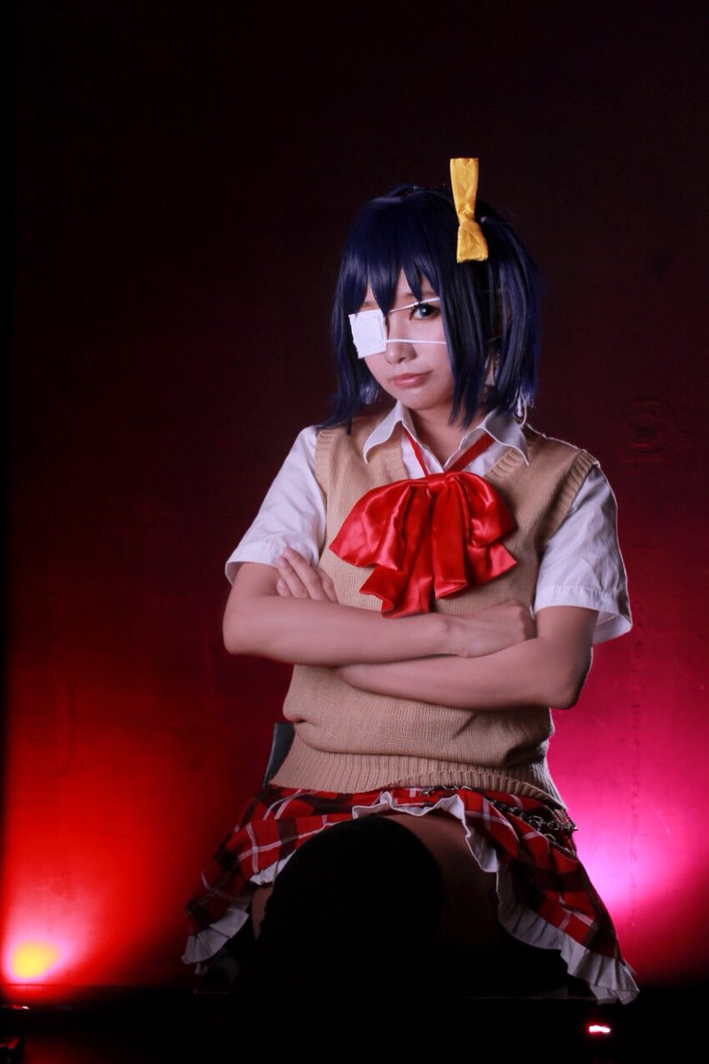 かっこつけてるのとあざといの、どっちがすき°ʚ✞ɞ°??#コスプレ#小鳥遊六花#中二病でも恋がしたい かっこつけてるのとあざといの、どっちがすき°ʚ✞ɞ°??#コスプレ#小鳥遊六花#中二病でも恋がしたい