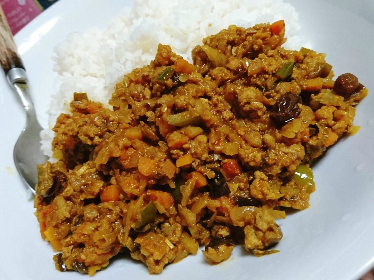 甘々と稲妻のおうちカレー!久しぶりに作った。いただきまーす 甘々と稲妻のおうちカレー!久しぶりに作った。いただきまーす