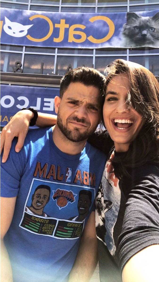 Everyone asking about the NBA jam shirt. Go to https://t.co/RhaQo4YDLO and enjoy. @HOMAGE https://t.co/VUQy8sS53S