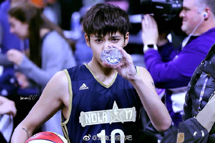 #KrisWu