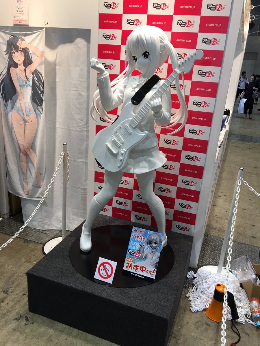 TBSブース!アニメ「けいおん!」からのキャラあずにゃんこと中野梓の等身大フィギュア!クオリティ高いですね〜#c92#け TBSブース!アニメ「けいおん!」からのキャラあずにゃんこと中野梓の等身大フィギュア!クオリティ高いですね〜#c92#け