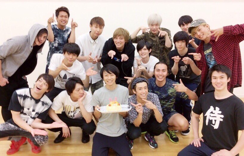 今日は超!脱獄歌劇「ナンバカ」の稽古でした♪そして、そして、なんと!皆んなに誕生日を祝ってもらいました✨明日で22才にな 今日は超!脱獄歌劇「ナンバカ」の稽古でした♪そして、そして、なんと!皆んなに誕生日を祝ってもらいました✨明日で22才にな